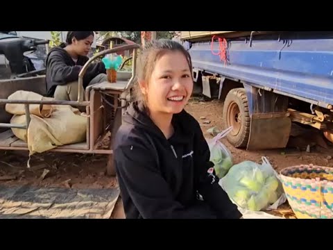 #เที่ยวลาวใต้ ตลาดนัดใหญ่สุดในลาวใต้บ้านดอนตะลาด น้องดำบ้านธาตุสามปรางค์ เมืองสุขุมา #สปปลาว #สาวลาว