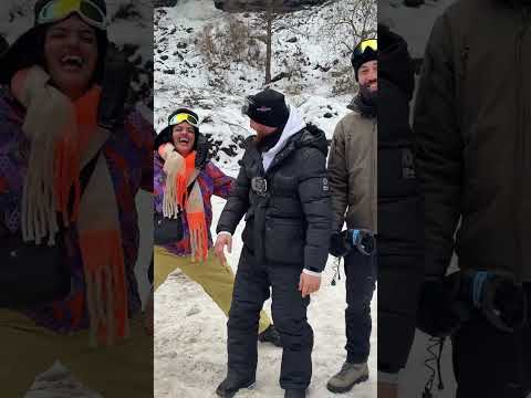 How to take pictures when your friend is short! W/ Merab Dvalishvili & Roman Dolidze #UFC #shorts