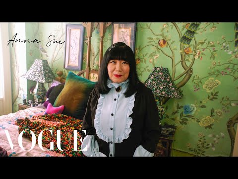 Inside Designer Anna Sui’s Otherworldly Apartment Filled With Wonderful Objects | Vogue