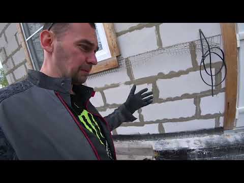 Смотрим дом после строительства- трещины на фундаменте