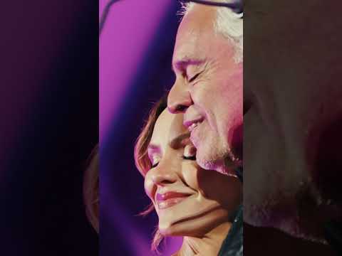 Kat McPhee looks STUNNING at & David Foster 75th Birthday!