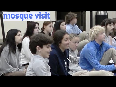 𝐀𝐦𝐞𝐫𝐢𝐜𝐚𝐧 𝐘𝐨𝐮𝐭𝐡 𝐌𝐞𝐞𝐭 𝐈𝐬𝐥𝐚𝐦 – A Journey of Peace In a Mosque