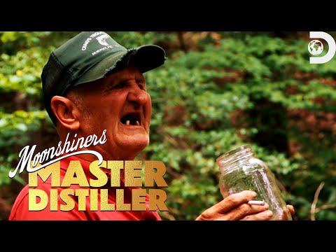 Remembering The Iconic Jim Tom Hedrick | Moonshiners: Master Distiller | Discovery