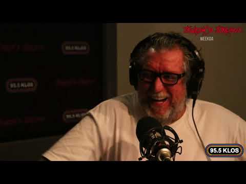 Paul Stanley Says KISS Members "Were Becoming Fat Wealthy Musicians" | Jonesy's Jukebox