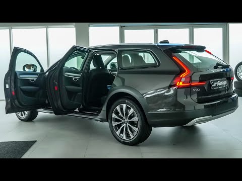 2024 Volvo V90 Cross Country - Luxury Wagon in Detail