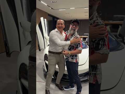 Carros o relojes... ¿cuál mundo amas más? 😍