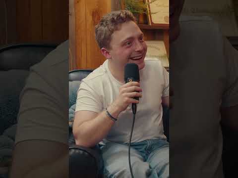 Lizzo learns why it's called "Therapuss"...