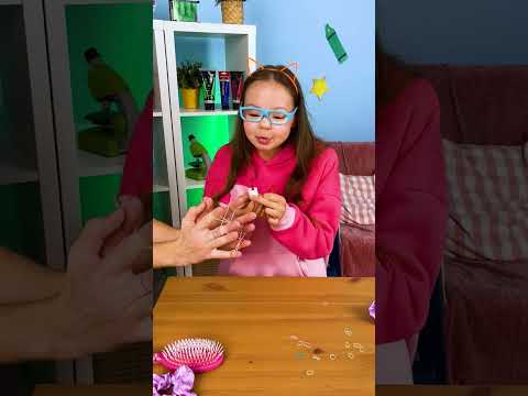 Lo smalto per unghie batte l'elastico 💅🪢 Guarda questo! ✨😲