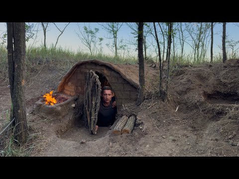 Construction of a cozy clay shelter inside the mountain. Bushcraft, Surlival Shelter