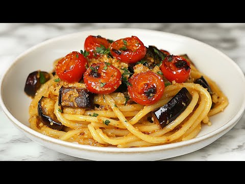 Die Aubergine, die alle verrückt macht! Das beste Auberginenrezept! Nudeln mit Auberginen