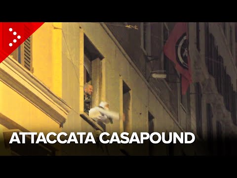 Guerriglia a Roma, attaccata Casapound: lancio oggetti incrociato tra antagonisti e militanti