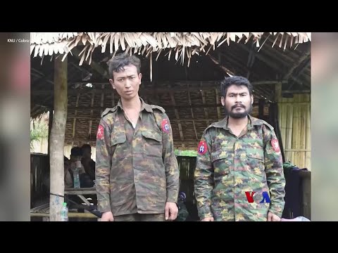 လက်နက်ချမြန်မာစစ်သားနှစ်ဦးနဲ့တွေ့ဆုံမေးမြန်းမှု