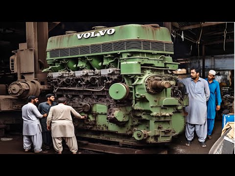 Volvo Firefighter Truck Engine Seized Due to Dirt and Broken Gears | Complete Restoration