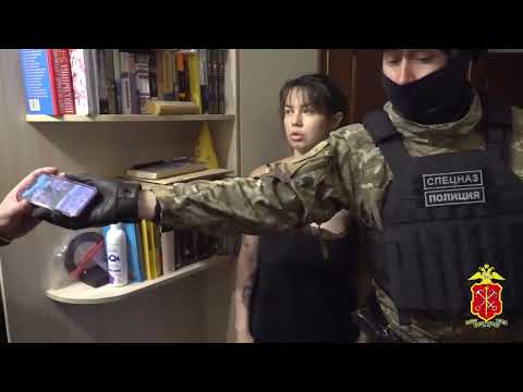 Полицией Санкт-Петербурга выявлена сеть ночных баров, где у посетителей обманом похищались деньги