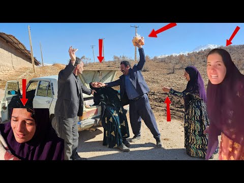 Returning from the city with a fire of demands and conflict, Shokoofeh's footsteps