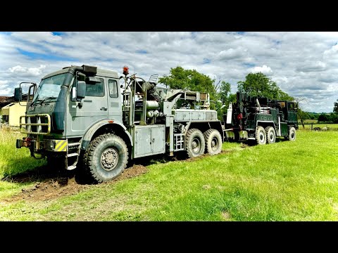 MERCEDES VS FODEN - TUG OF WAR!