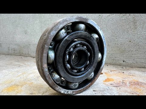 Turning Rusty Bearings into a stunning Damascus Knife-You won’t believe how 