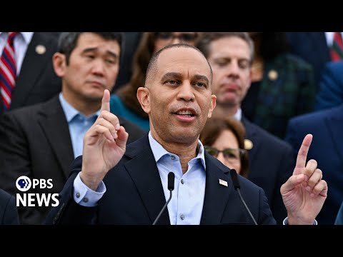 WATCH LIVE: Minority Leader Jeffries and House Democrats hold briefing after government shuts down