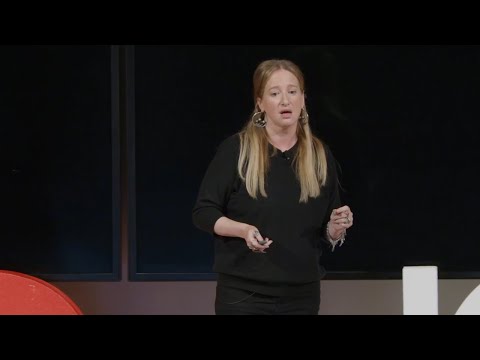 The art of discomfort | Leigh Bardugo | TEDxUCDavis