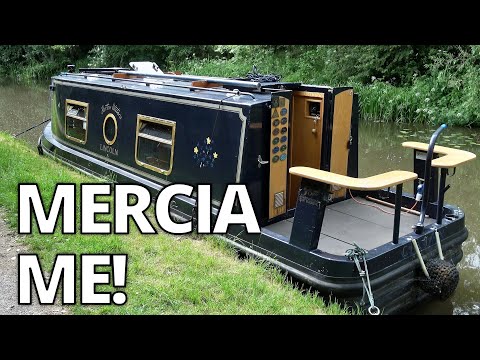 376B. Tiny canal boat goes to Mercia Marina from Derwent mouth