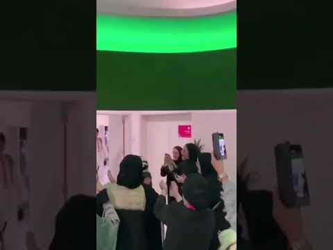 Behind The Scenes From The Legendary Opening (After The Show)