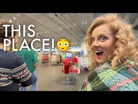 CHRISTMAS SHOPPING AT THE LARGEST GOODWILL IN THE STATE (IT'S HUGE!)