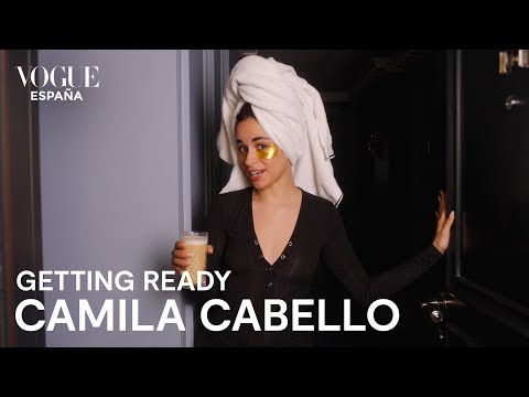 Camila Cabello: gets ready for Rabanne at Paris Fashion Week | Getting Ready | VOGUE España