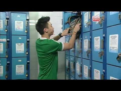 警訊 2013-12-06 (第一部份) - 第一節內容：1)運動場」盜竊案、2)東涌逸東邨行劫案、3)西貢普通道與萬年街交界致命交通意外、4)荔枝角道近興華街交界致命交通意外