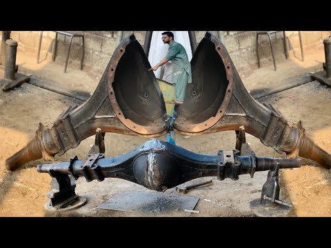 The Axle of a Truck Broken in a Strange Place // And the Masters of Metal Fixed it Using Magic