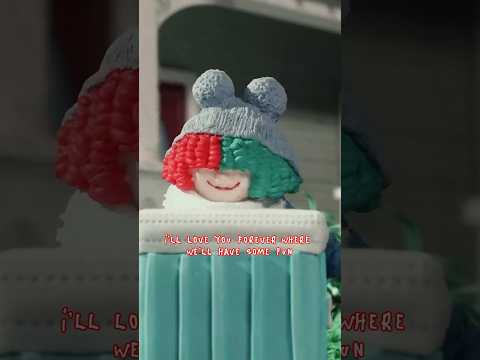 Sia IS Mrs. Snow from Thanksgiving to New Year's 🤶 - Team Sia #Snowman #Shorts