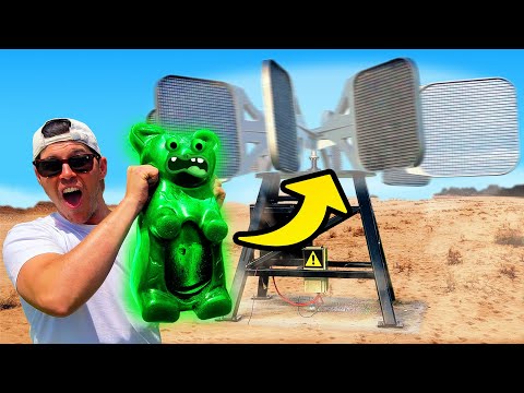500kmh Fly Swat Machine Vs. Giant Gummy Bear
