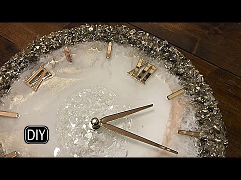 RESIN ART. Making a wall clock with rock crystal.