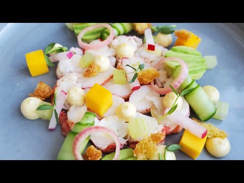 Lobster, mango and avocado salad and garnishes