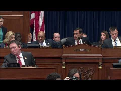 Reps. Darrell Issa, Elijah Cummings clash at IRS hearing