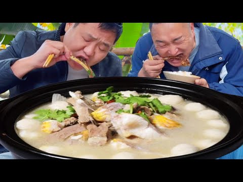 The eldest brother brought back a piece of fish and a piece of lamb chop. the second brother made ”