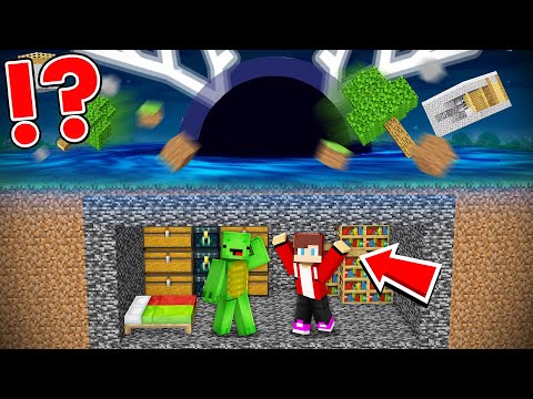 The Deadliest BLACK HOLE vs Doomsday Bunker in Minecraft - Maizen JJ and Mikey