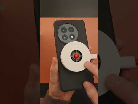 The OnePlus 13 Has a Hidden Trick... 50W SUPERVOOC Wireless Charging!