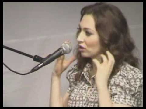 Regina Spektor Interview @ Barnes & Noble (part 2)