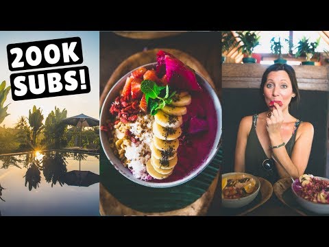 FIRST DAYS IN BEAUTIFUL BALI | Canggu & Tanah Lot Temple by Scooter