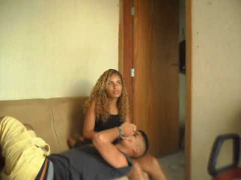 Um romance por om fio...