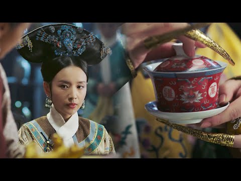 A hot tea hid murder. As the Empress Dowager spoke, the Empress turned pale in terror.