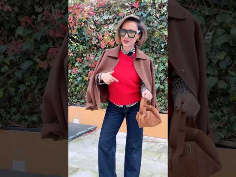 Day 3 styling the same jeans different ways 🔹 Links are on my LTK 🔗 #jeanshorts