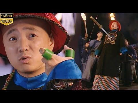 The dog officer relied on his powerful position, but Li Wei killed him with one blow.