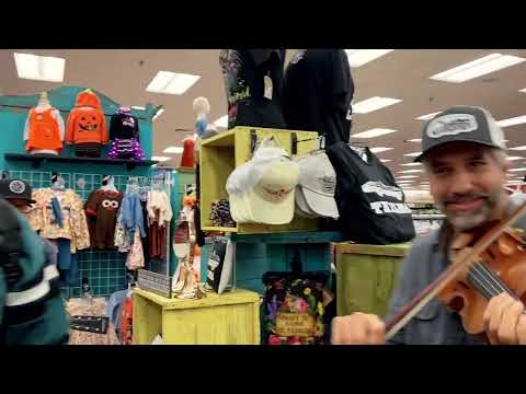 The Buc-ee's freestyle - 10 min improvised inside a Buc'ees