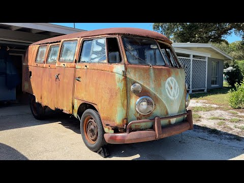 VW BUS Restoration | Clean Up Work Begins