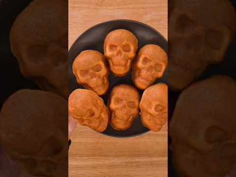 I Made Easy Skull Pizzas! Happy Halloween! @Kate_cleanhome1 #fyp #food #shorts
