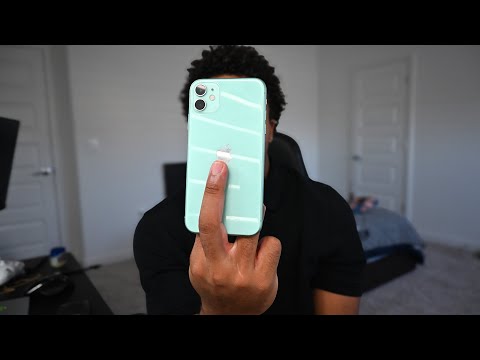 I tried using a iPhone 11 in 2025...