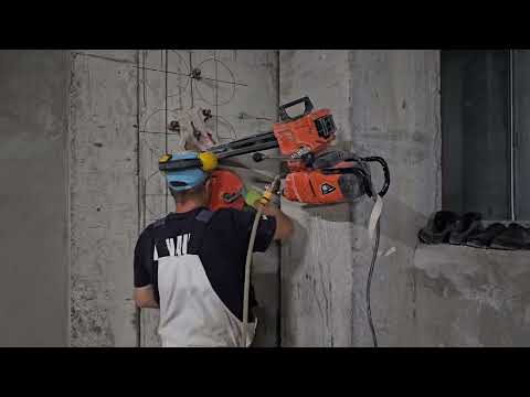 33 отверстия 275 диаметра (28 в монолите и 5 в кирпиче)