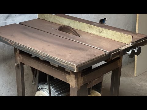 PEQUEÑA ,PERO PODEROSA SIERRA DE MESA //. Fabricada en mi taller 😉🛠