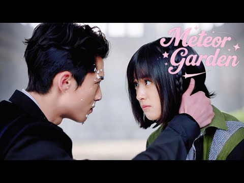 Cinderella Crosses the School Hunk on Day 1—But He’s Smitten with Her at First Sight!🫢#shenyue